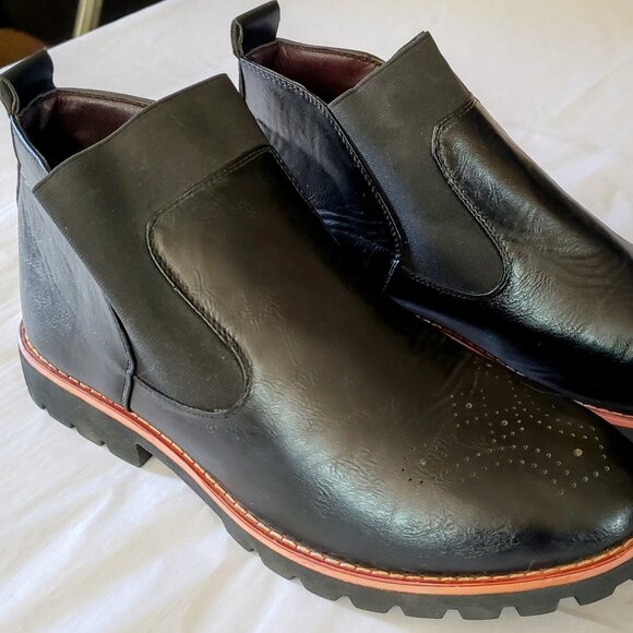 JIngpin Black boots Size 10 (44) - Picture 1 of 5